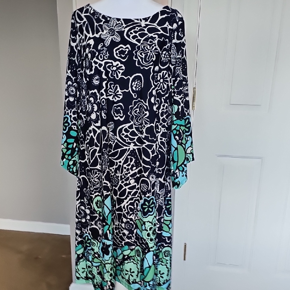 Kim Rogers Navy and White Floral Dress